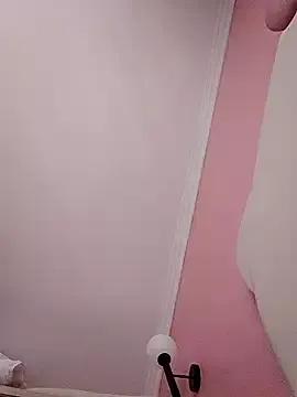 StarBarbiee on StripChat