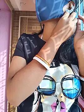 Starling_Zara on StripChat