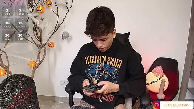 stev_austin_ on StripChat