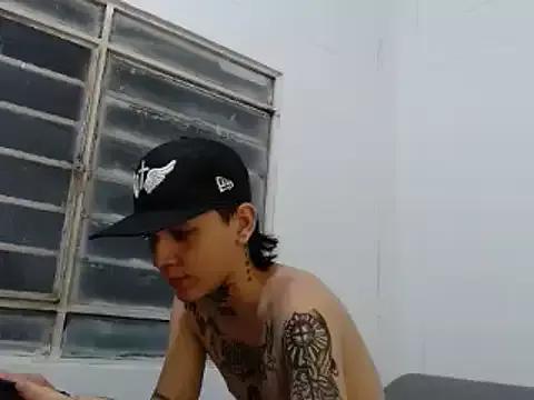 Freechat StraightBoy_Nick on StripChat