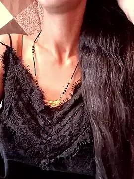 Stripper_Maahi on StripChat