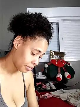 Su_Duarte_1 — Bouncing on the dildo /quicar no dildo