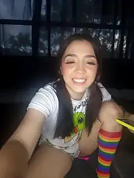 summi10 on StripChat