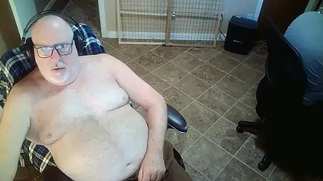superbearboss on StripChat