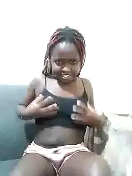 Sweetcecie01 on StripChat