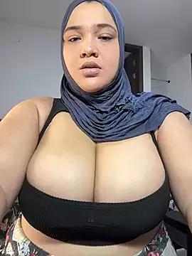 Private sweetmuslim01 on StripChat
