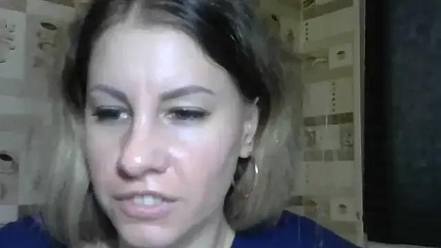 Freechat TherestlessKitty on StripChat