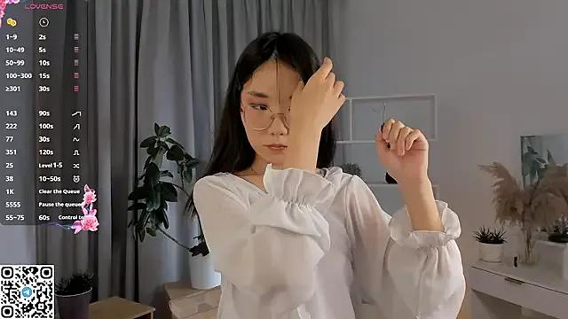 UdelaDodson on StripChat