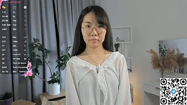 UdelaDodson on StripChat