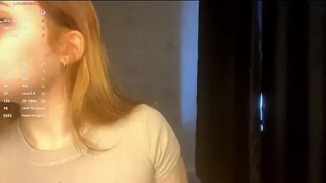 Freechat UdeleBarns on StripChat