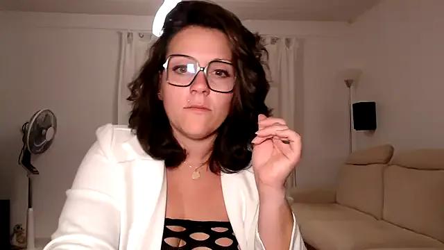 vagina02cam on StripChat