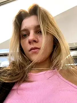 ValenciaShock on StripChat