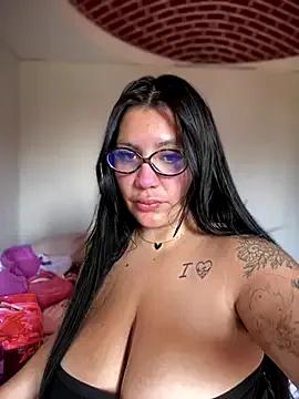 victoria_amatista_ on StripChat