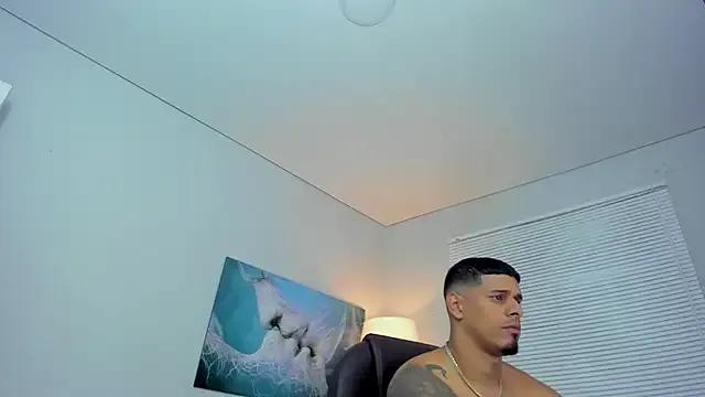 vincen_jose on StripChat