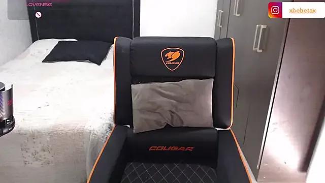 xxbbtaa on StripChat