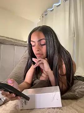 StripChat yasmingarcia is Freechat yasmingarcia — Dildo fuck (doggy up close)