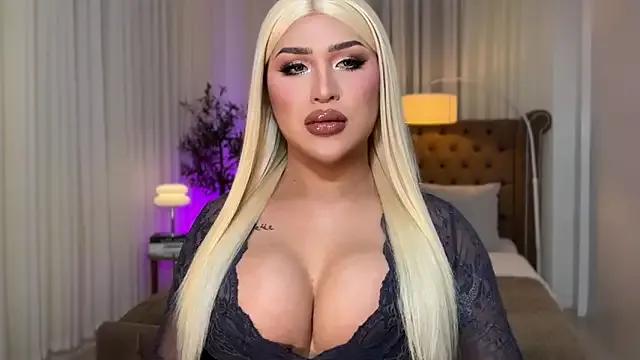 Your_Majesty_Tyra on StripChat