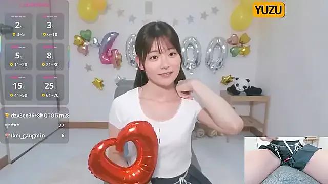 yuzukichi_jp on StripChat